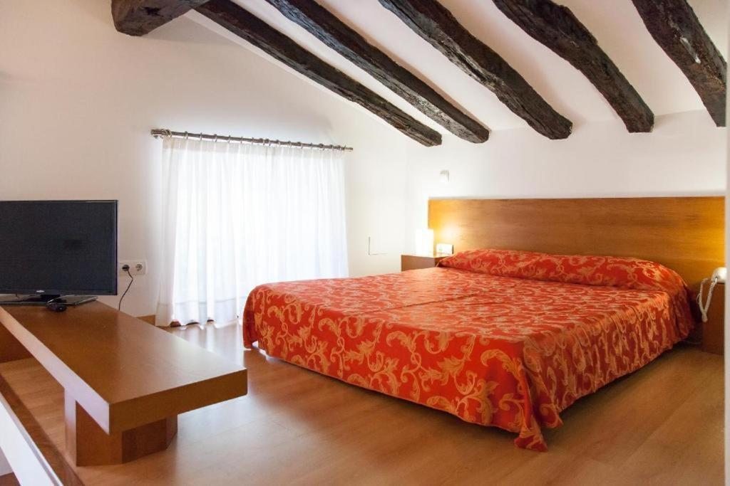 Gastro Hotel La Giraldilla 리어게인즈 객실 사진