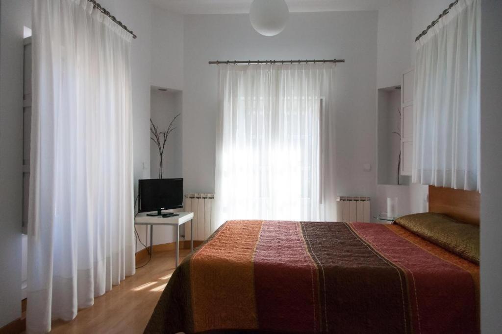 Gastro Hotel La Giraldilla 리어게인즈 객실 사진